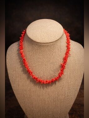 Vintage Branch Coral Choker Necklace 15in Beautiful and Dainty Womens Jewelry